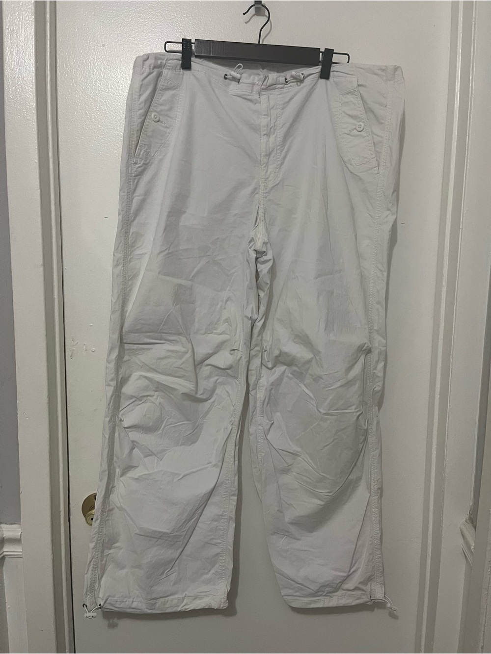 American Eagle Outfitters White Cargo Pants